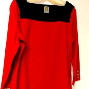 Anne Klein red & black color 3/4 sleeve never worn, size L.